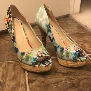 Open toe platform heels